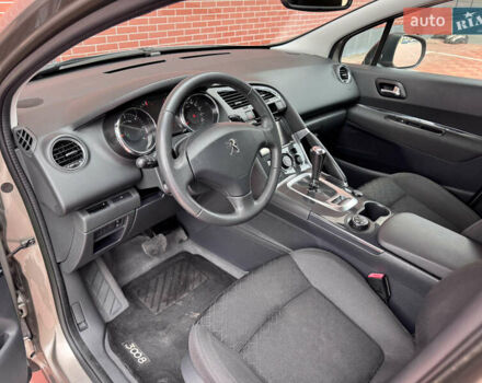 Бежевый Пежо 3008, объемом двигателя 1.6 л и пробегом 122 тыс. км за 10900 $, фото 51 на Automoto.ua