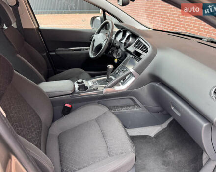 Бежевый Пежо 3008, объемом двигателя 1.6 л и пробегом 122 тыс. км за 10900 $, фото 44 на Automoto.ua