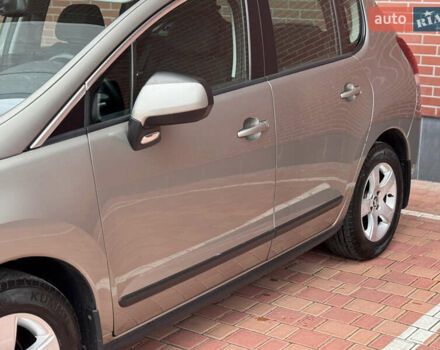 Бежевый Пежо 3008, объемом двигателя 1.6 л и пробегом 122 тыс. км за 10900 $, фото 15 на Automoto.ua