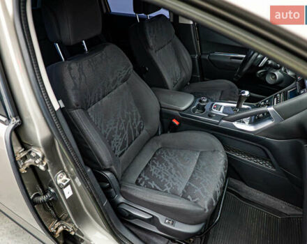 Бежевый Пежо 3008, объемом двигателя 1.6 л и пробегом 144 тыс. км за 10789 $, фото 17 на Automoto.ua