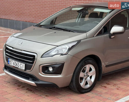 Бежевый Пежо 3008, объемом двигателя 1.6 л и пробегом 122 тыс. км за 10900 $, фото 3 на Automoto.ua