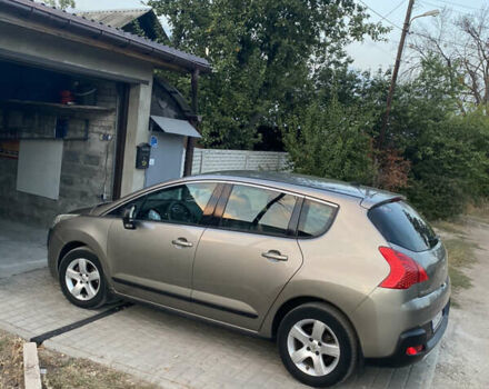 Бежевый Пежо 3008, объемом двигателя 1.56 л и пробегом 118 тыс. км за 10666 $, фото 58 на Automoto.ua