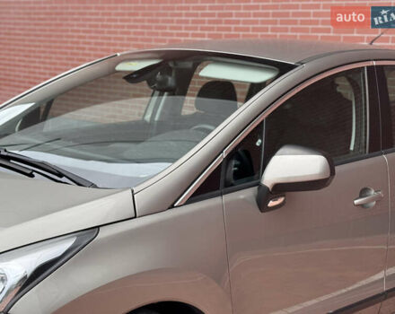 Бежевый Пежо 3008, объемом двигателя 1.6 л и пробегом 122 тыс. км за 10900 $, фото 12 на Automoto.ua