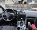 Черный Пежо 3008, объемом двигателя 2 л и пробегом 270 тыс. км за 8420 $, фото 6 на Automoto.ua