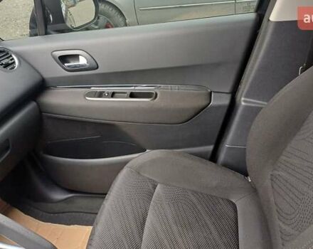 Чорний Пежо 3008, об'ємом двигуна 1.6 л та пробігом 244 тис. км за 6950 $, фото 9 на Automoto.ua