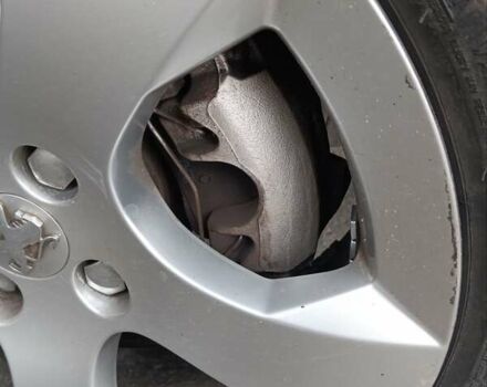 Черный Пежо 3008, объемом двигателя 2 л и пробегом 242 тыс. км за 8400 $, фото 9 на Automoto.ua