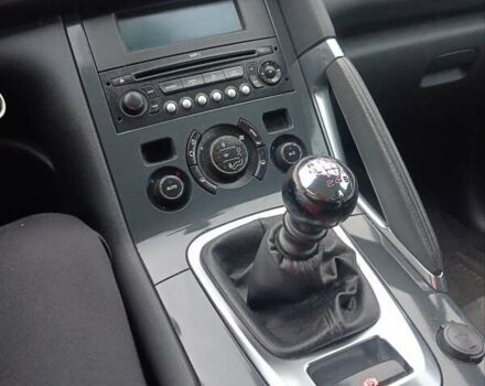 Черный Пежо 3008, объемом двигателя 2 л и пробегом 242 тыс. км за 8400 $, фото 12 на Automoto.ua