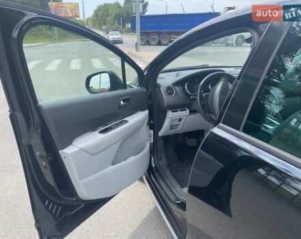 Черный Пежо 3008, объемом двигателя 1.6 л и пробегом 183 тыс. км за 9600 $, фото 15 на Automoto.ua