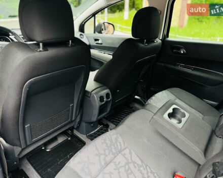 Черный Пежо 3008, объемом двигателя 1.6 л и пробегом 252 тыс. км за 8200 $, фото 17 на Automoto.ua