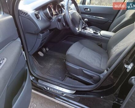 Чорний Пежо 3008, об'ємом двигуна 1.6 л та пробігом 289 тис. км за 7999 $, фото 15 на Automoto.ua