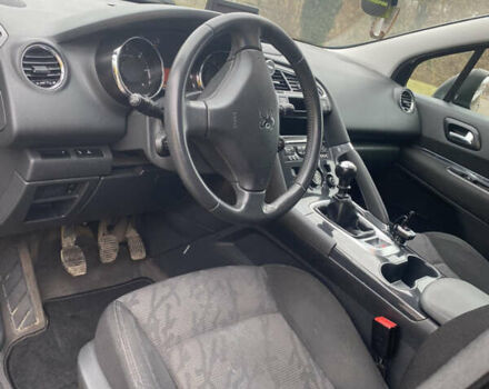 Чорний Пежо 3008, об'ємом двигуна 1.56 л та пробігом 25 тис. км за 7600 $, фото 5 на Automoto.ua