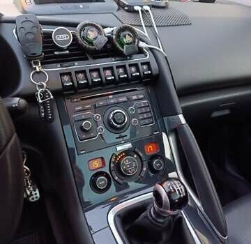 Черный Пежо 3008, объемом двигателя 2 л и пробегом 260 тыс. км за 10900 $, фото 18 на Automoto.ua