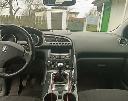 Черный Пежо 3008, объемом двигателя 2 л и пробегом 280 тыс. км за 8300 $, фото 6 на Automoto.ua