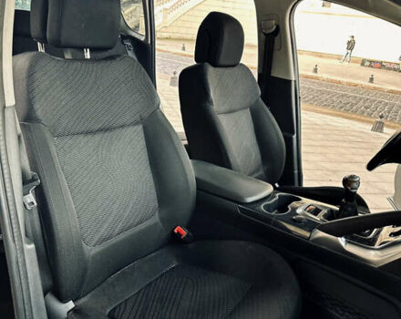 Черный Пежо 3008, объемом двигателя 1.6 л и пробегом 118 тыс. км за 5900 $, фото 7 на Automoto.ua