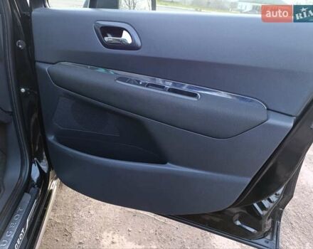 Чорний Пежо 3008, об'ємом двигуна 1.6 л та пробігом 289 тис. км за 7999 $, фото 25 на Automoto.ua