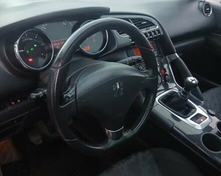 Чорний Пежо 3008, об'ємом двигуна 1.56 л та пробігом 290 тис. км за 7300 $, фото 8 на Automoto.ua