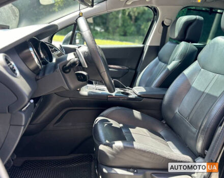 Черный Пежо 3008, объемом двигателя 1.6 л и пробегом 237 тыс. км за 9200 $, фото 7 на Automoto.ua