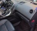 Черный Пежо 3008, объемом двигателя 2 л и пробегом 260 тыс. км за 10900 $, фото 32 на Automoto.ua