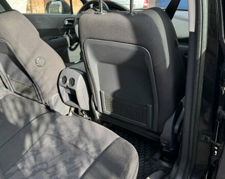 Черный Пежо 3008, объемом двигателя 1.6 л и пробегом 180 тыс. км за 7500 $, фото 16 на Automoto.ua