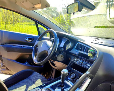 Чорний Пежо 3008, об'ємом двигуна 1.6 л та пробігом 270 тис. км за 7900 $, фото 3 на Automoto.ua