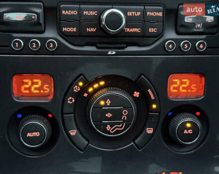 Черный Пежо 3008, объемом двигателя 1.6 л и пробегом 194 тыс. км за 9500 $, фото 62 на Automoto.ua