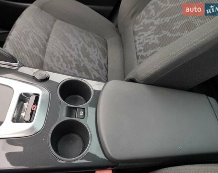 Черный Пежо 3008, объемом двигателя 2 л и пробегом 245 тыс. км за 10950 $, фото 49 на Automoto.ua