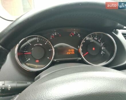 Чорний Пежо 3008, об'ємом двигуна 1.6 л та пробігом 233 тис. км за 8300 $, фото 19 на Automoto.ua