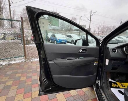 Черный Пежо 3008, объемом двигателя 2 л и пробегом 234 тыс. км за 9500 $, фото 8 на Automoto.ua