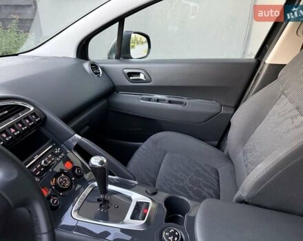 Черный Пежо 3008, объемом двигателя 1.6 л и пробегом 229 тыс. км за 9250 $, фото 53 на Automoto.ua