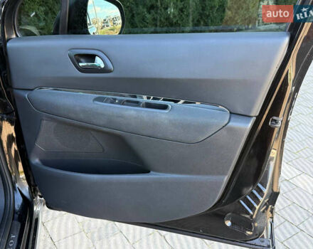 Чорний Пежо 3008, об'ємом двигуна 1.6 л та пробігом 247 тис. км за 9700 $, фото 26 на Automoto.ua