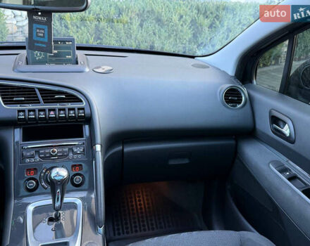 Чорний Пежо 3008, об'ємом двигуна 1.6 л та пробігом 247 тис. км за 9700 $, фото 29 на Automoto.ua