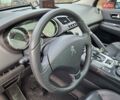 Черный Пежо 3008, объемом двигателя 2 л и пробегом 175 тыс. км за 10700 $, фото 12 на Automoto.ua