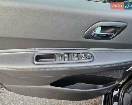 Черный Пежо 3008, объемом двигателя 2 л и пробегом 175 тыс. км за 10700 $, фото 11 на Automoto.ua