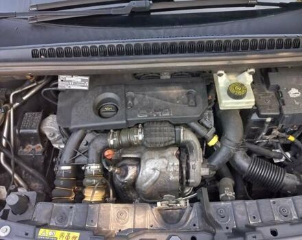 Черный Пежо 3008, объемом двигателя 1.56 л и пробегом 242 тыс. км за 10300 $, фото 8 на Automoto.ua