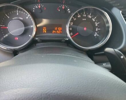 Черный Пежо 3008, объемом двигателя 1.56 л и пробегом 242 тыс. км за 10300 $, фото 7 на Automoto.ua