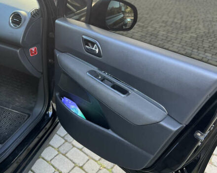 Чорний Пежо 3008, об'ємом двигуна 1.56 л та пробігом 261 тис. км за 9990 $, фото 31 на Automoto.ua