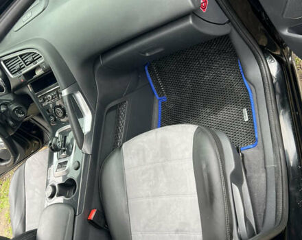 Чорний Пежо 3008, об'ємом двигуна 2 л та пробігом 241 тис. км за 10300 $, фото 5 на Automoto.ua