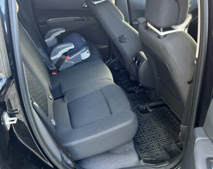 Чорний Пежо 3008, об'ємом двигуна 1.56 л та пробігом 261 тис. км за 9990 $, фото 33 на Automoto.ua