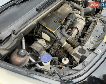 Черный Пежо 3008, объемом двигателя 1.56 л и пробегом 256 тыс. км за 12000 $, фото 77 на Automoto.ua