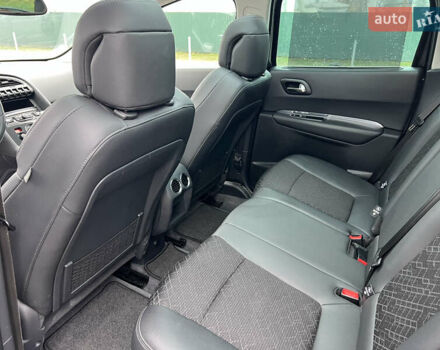 Черный Пежо 3008, объемом двигателя 1.6 л и пробегом 249 тыс. км за 12800 $, фото 37 на Automoto.ua