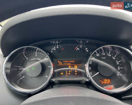 Черный Пежо 3008, объемом двигателя 1.6 л и пробегом 249 тыс. км за 12800 $, фото 62 на Automoto.ua