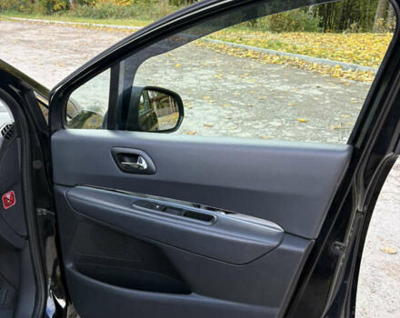 Черный Пежо 3008, объемом двигателя 1.6 л и пробегом 200 тыс. км за 12250 $, фото 48 на Automoto.ua