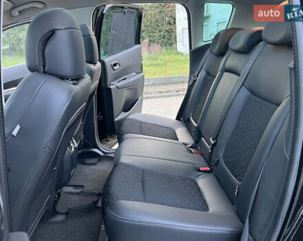 Чорний Пежо 3008, об'ємом двигуна 1.6 л та пробігом 249 тис. км за 12850 $, фото 35 на Automoto.ua