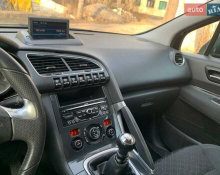 Черный Пежо 3008, объемом двигателя 1.56 л и пробегом 68 тыс. км за 11100 $, фото 12 на Automoto.ua