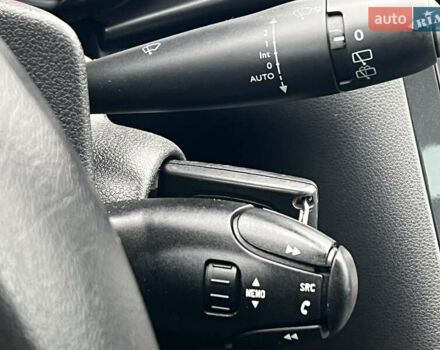 Черный Пежо 3008, объемом двигателя 1.6 л и пробегом 249 тыс. км за 12800 $, фото 61 на Automoto.ua