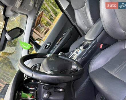 Черный Пежо 3008, объемом двигателя 1.6 л и пробегом 200 тыс. км за 12250 $, фото 34 на Automoto.ua