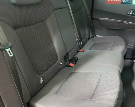 Черный Пежо 3008, объемом двигателя 1.6 л и пробегом 214 тыс. км за 12450 $, фото 10 на Automoto.ua