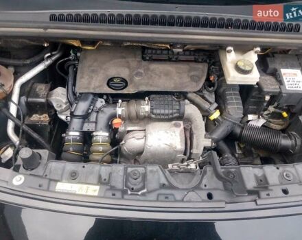 Чорний Пежо 3008, об'ємом двигуна 1.6 л та пробігом 216 тис. км за 12000 $, фото 9 на Automoto.ua