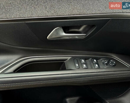 Чорний Пежо 3008, об'ємом двигуна 1.2 л та пробігом 151 тис. км за 20499 $, фото 14 на Automoto.ua