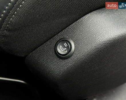 Чорний Пежо 3008, об'ємом двигуна 1.2 л та пробігом 151 тис. км за 20499 $, фото 15 на Automoto.ua